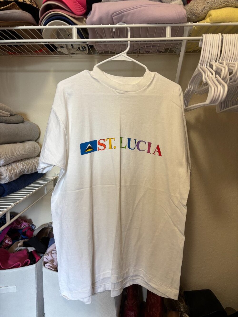 XL Vintage Retro St. Lucia tee